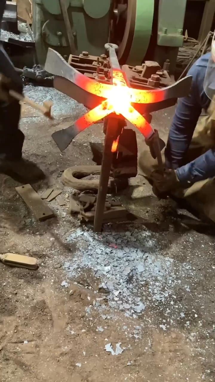 Dört Pençeli Çapa Yapımı