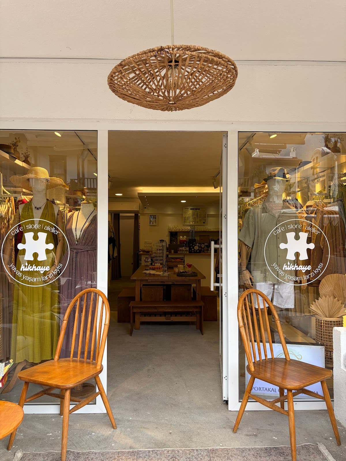 Hikhaye Cafe | Store | Atelier