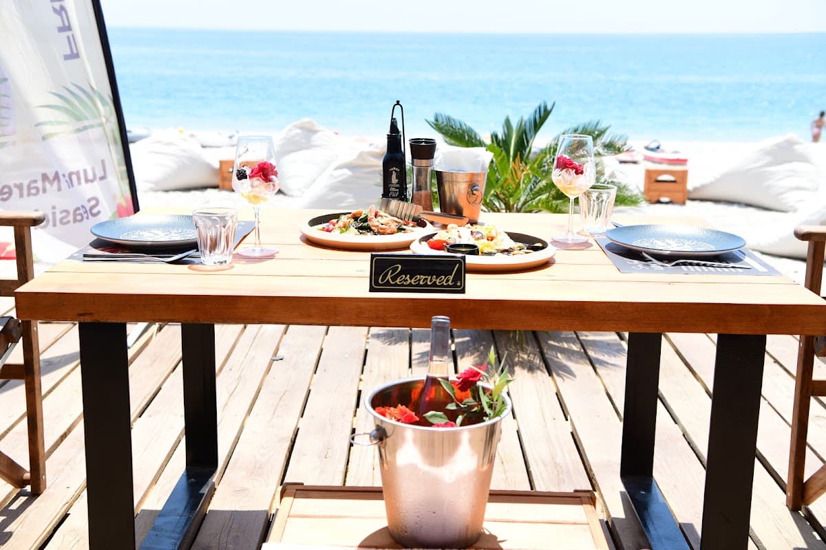 Luna Mare Seaside / Fish restaurant , Pizza & Pasta