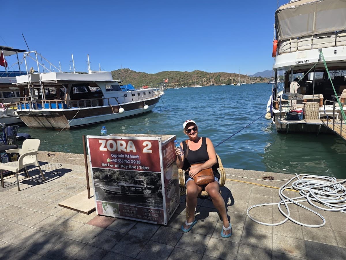 Zora 2 Boat Trips