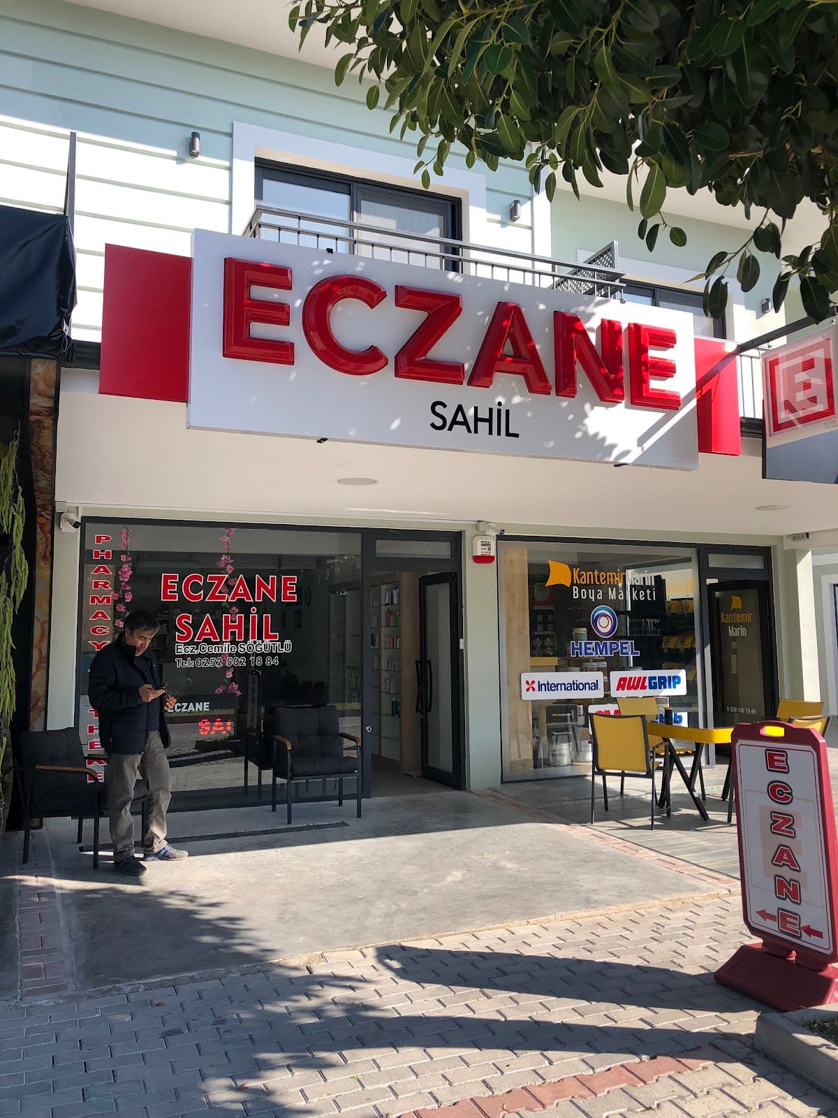 Sahil Eczanesi