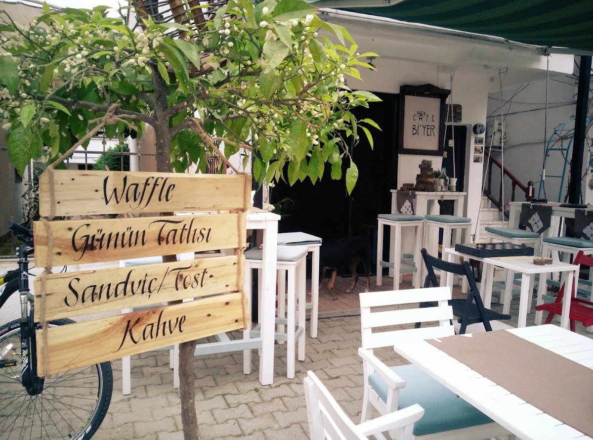 Cafe Bi'yer