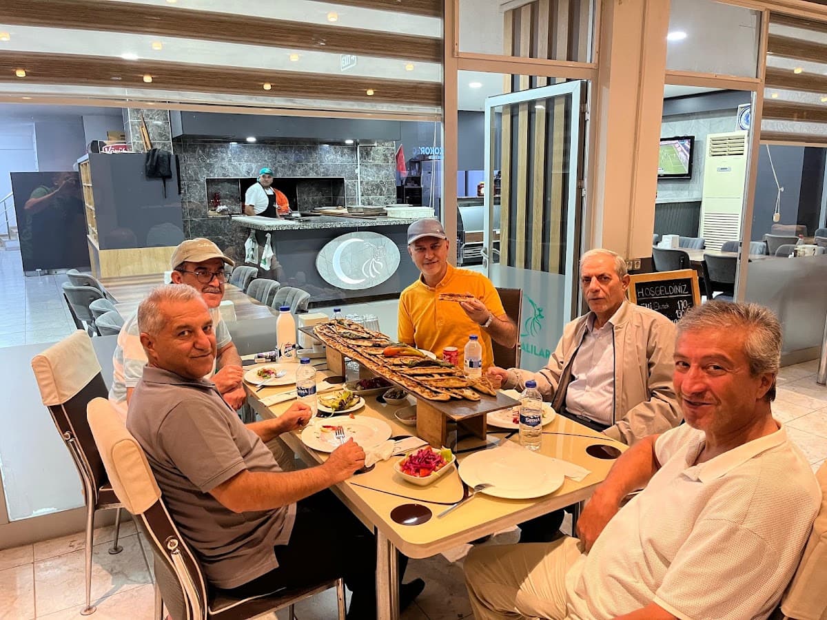 KONYALILAR ETLİEKMEK (M.EMİN ACAR)