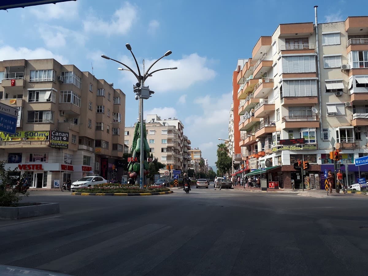 Şahin Otel