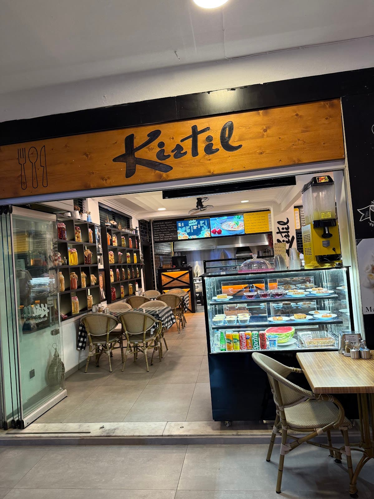 Marmaris Kirtil Ev Yemekleri Döner Kebap Salonu
