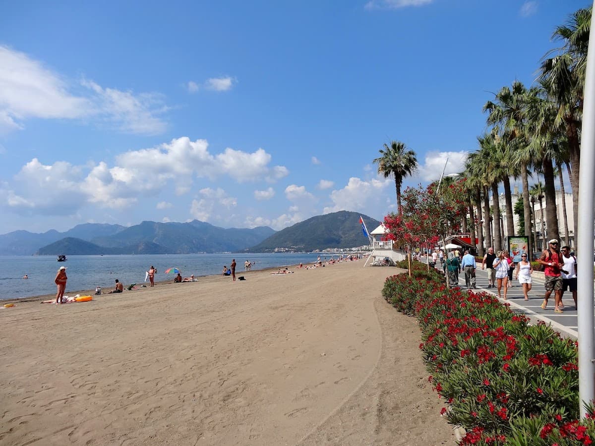 Marmaris Halk Plajı