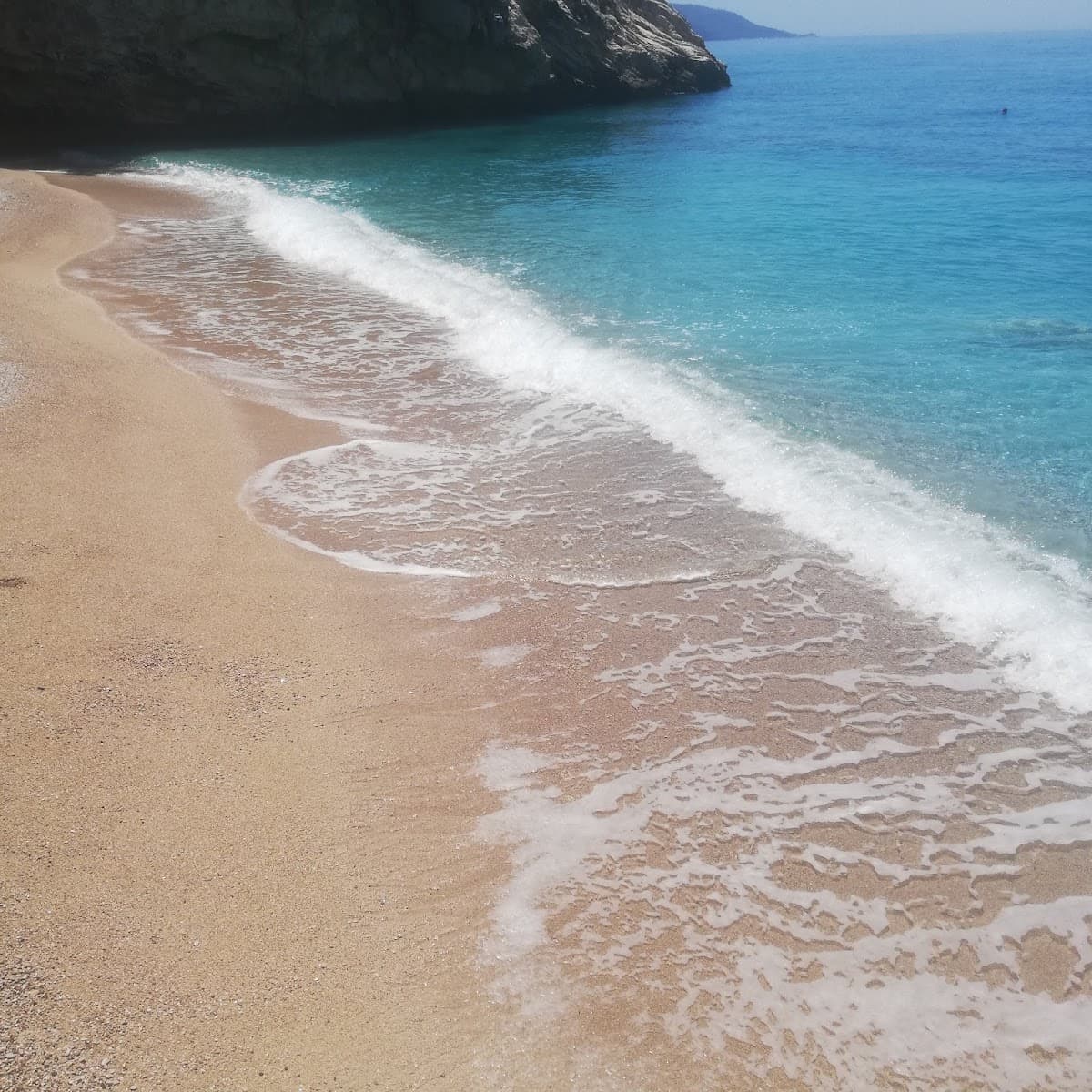 Könül Beach