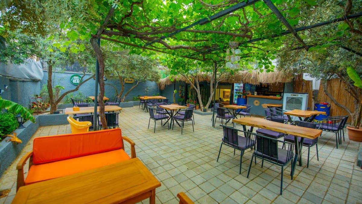 Keçi Plus Ölüdeniz – Meşhur Bazlama Tostçusu