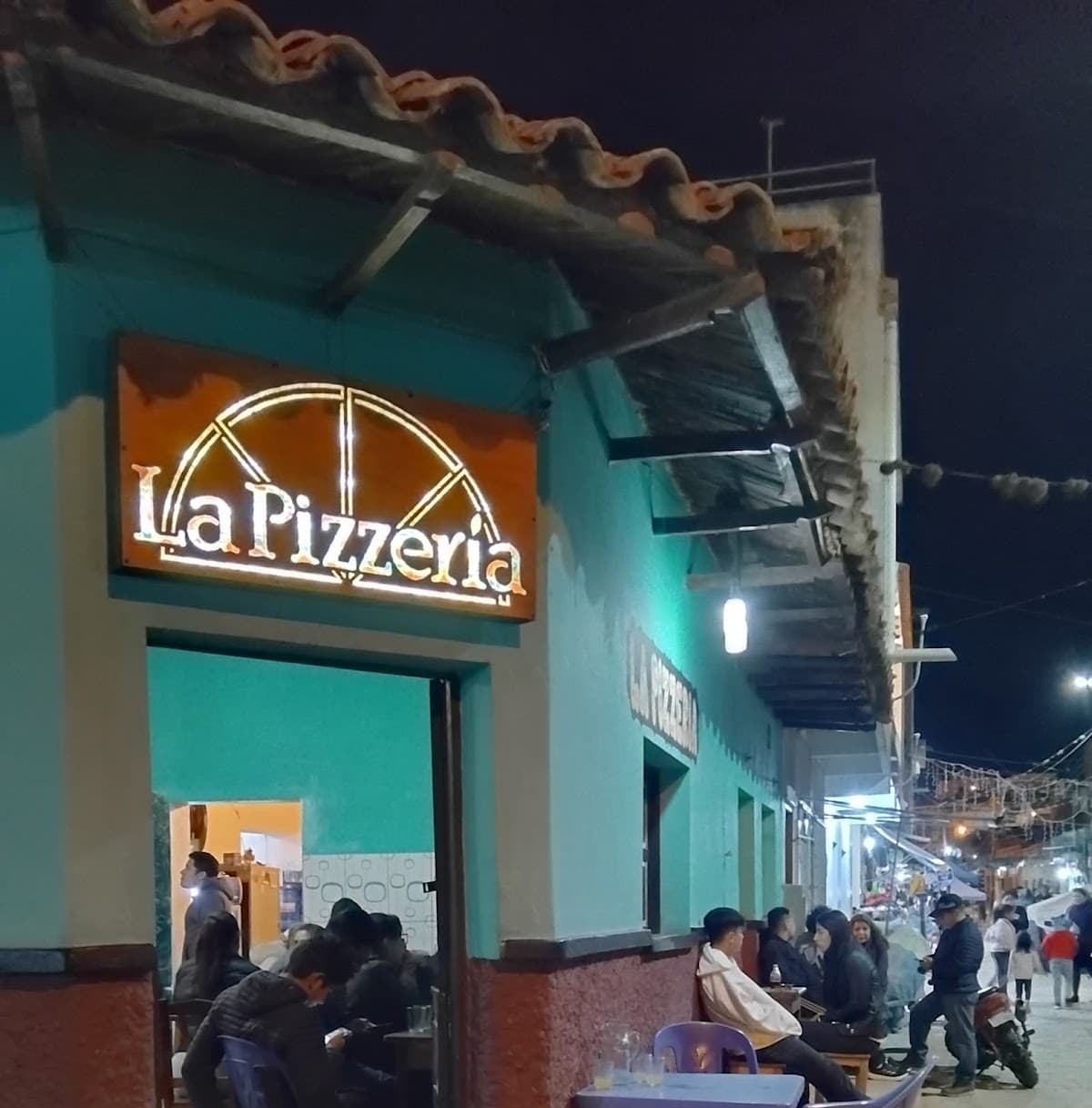 La Pizzeria