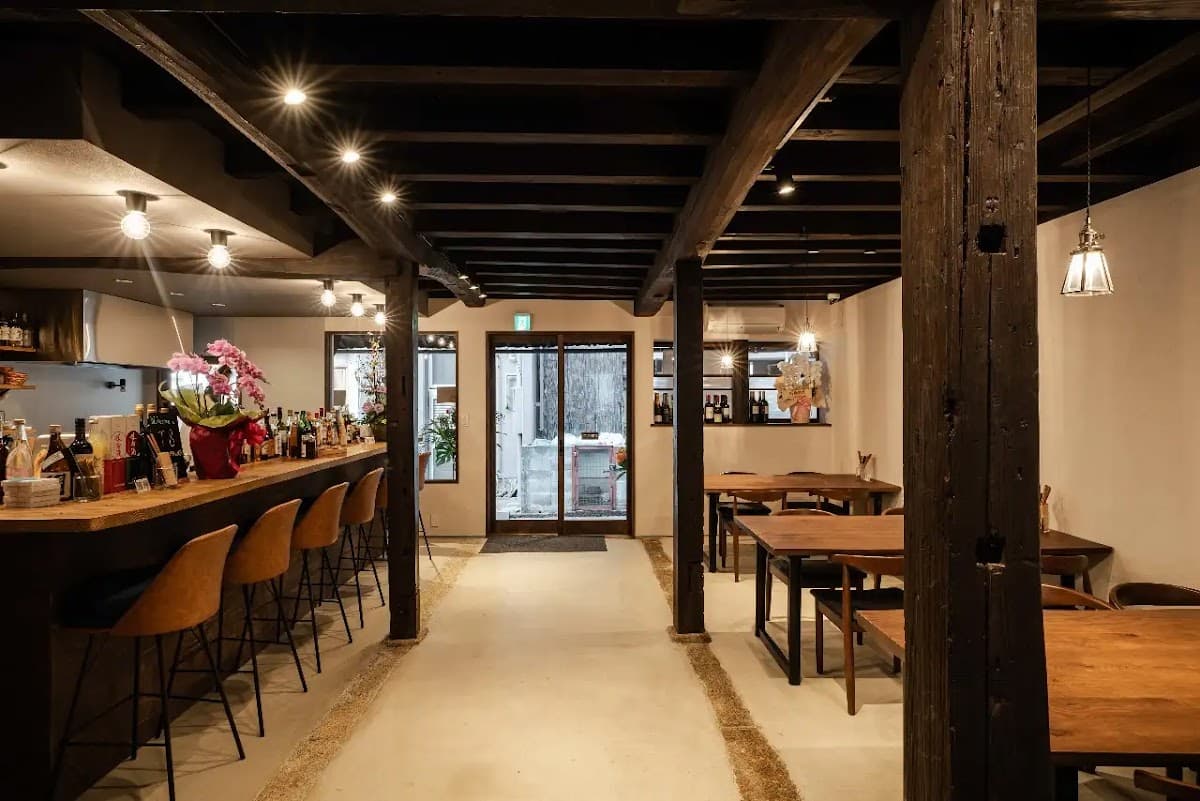 Kafe & Dining Bar T8 Tomonoura